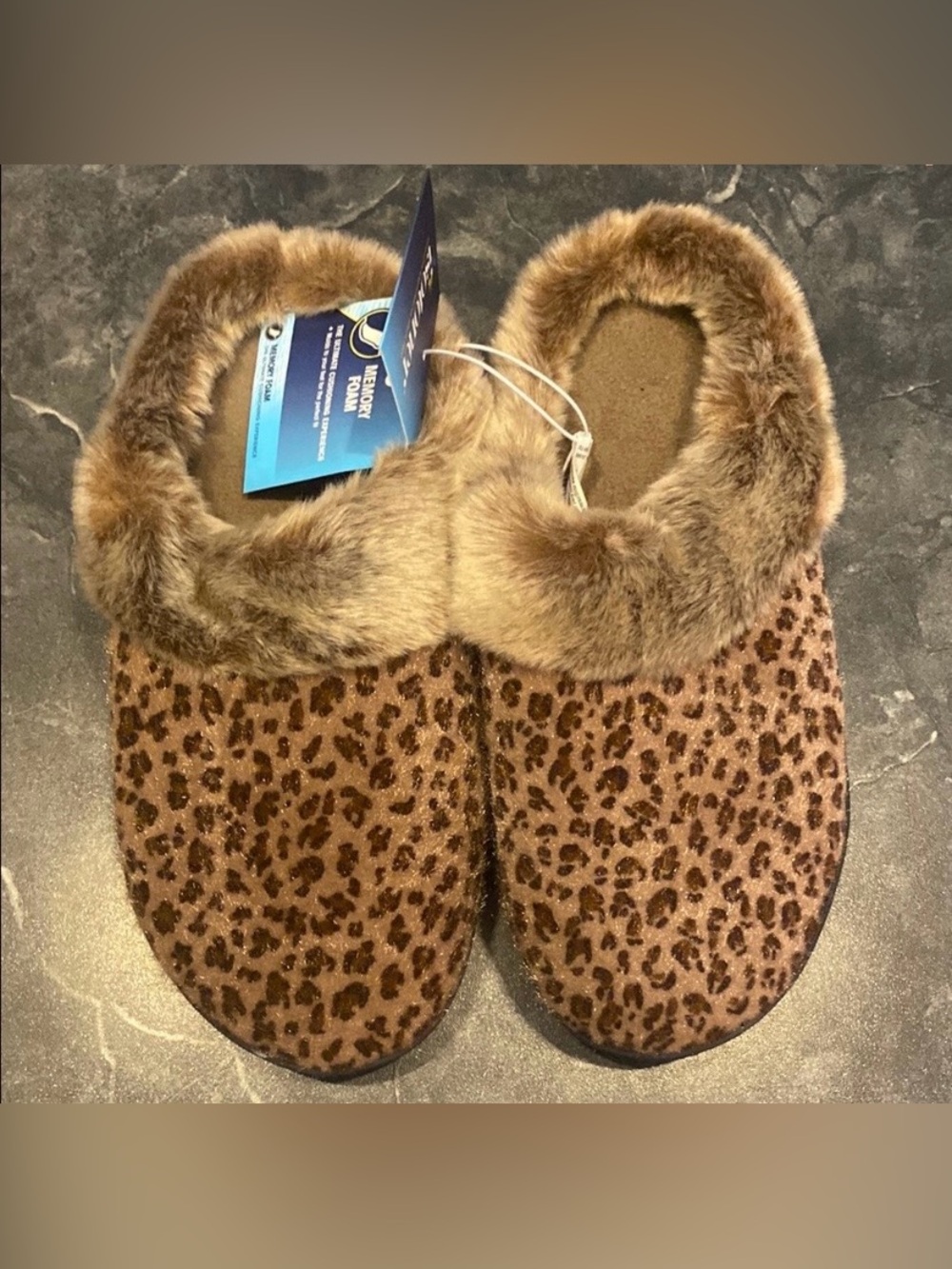 Isotoner Microsuede Sage Hoodback Cheetah 🐆 Slippers